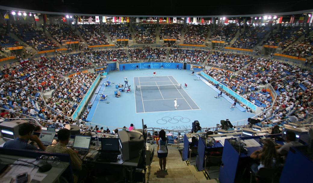 Uno sguardo all’Olympic Tennis Complex durante la finale del singolare maschile tra il cileno Nicolas Massu (poi vincitore) e Mardy Fish (USA): adesso è un centro di grande richiamo, forte dei suoi sedici campi. AFP